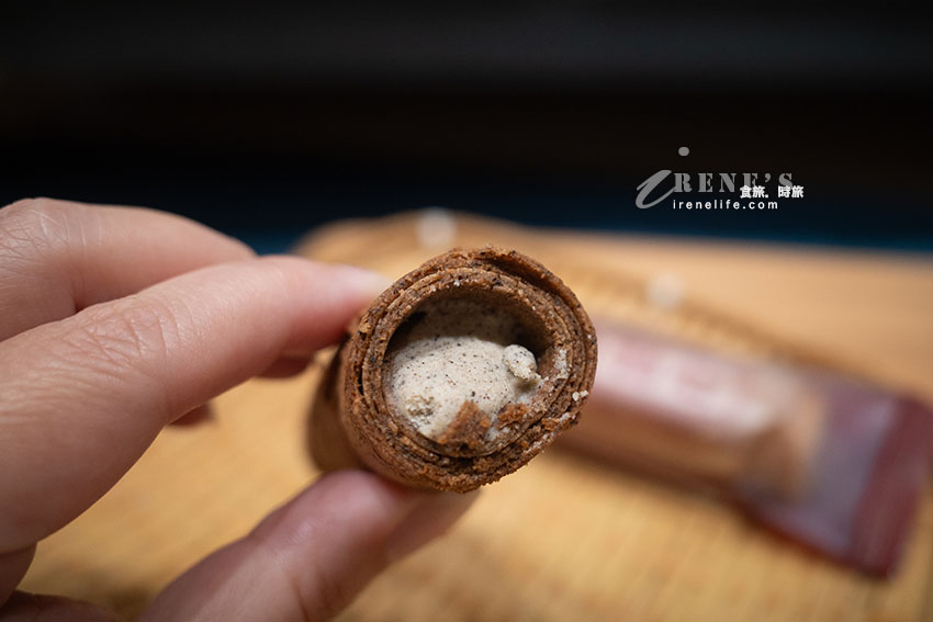直徑比10元硬幣還粗的超厚蛋捲，口味多多有包餡、沒包餡通通有