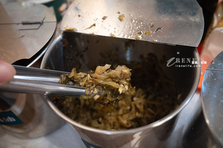 這一鍋旗下平價品牌，脆皮又噴汁的好吃煎餃，章魚燒口味超跳tone