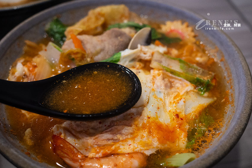 三重鍋燒麵專賣店|湯頭、麵體選擇多,推薦雙倍料直接點下去 三重鍋燒麵專賣店|湯頭、麵體選擇多,推薦雙倍料直接點下去