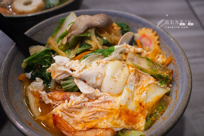三重鍋燒麵專賣店|湯頭、麵體選擇多,推薦雙倍料直接點下去 三重鍋燒麵專賣店|湯頭、麵體選擇多,推薦雙倍料直接點下去