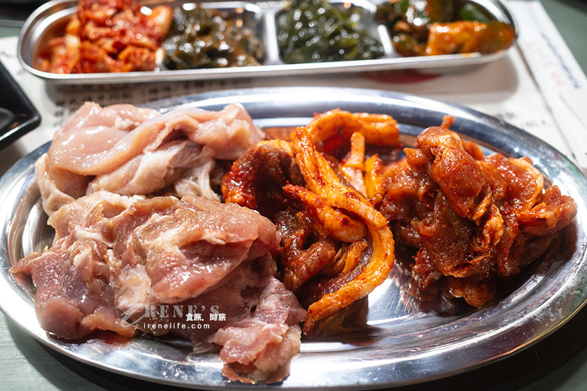 個人式韓式燒肉吃到飽，八種肉品＋三種海鮮還有小菜、煎餅、炸物，只要378元吃免驚！