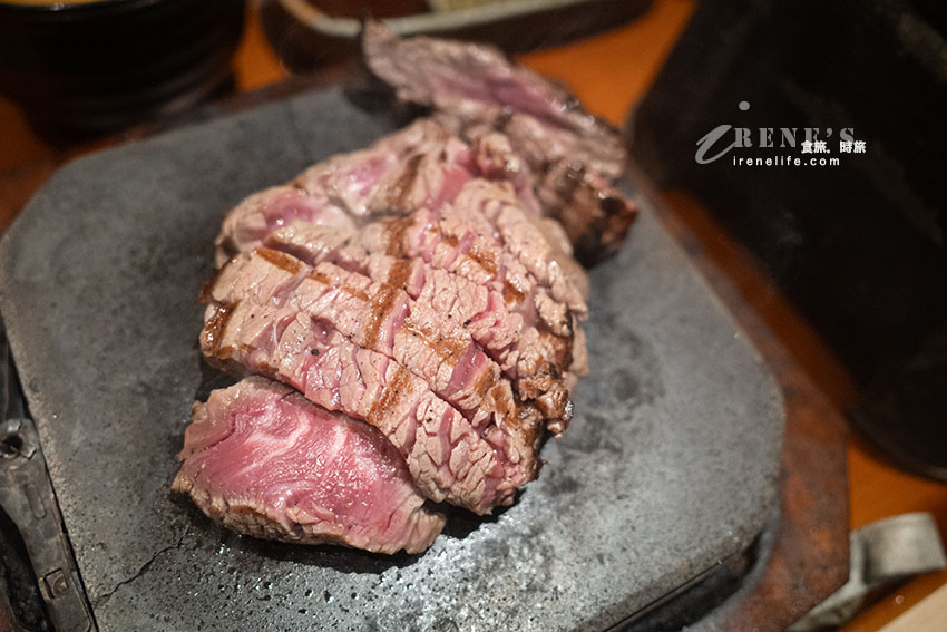 即時熱門文章：岡山車站內牛排專賣店，吃牛排配石鍋飯，牛肉熟度可依喜好自己調整