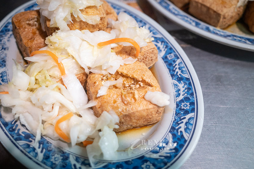 北投市場排隊人氣美食,暗夜裡的飄香味,外酥內嫩狂滴汁 北投市場排隊人氣美食,暗夜裡的飄香味,外酥內嫩狂滴汁