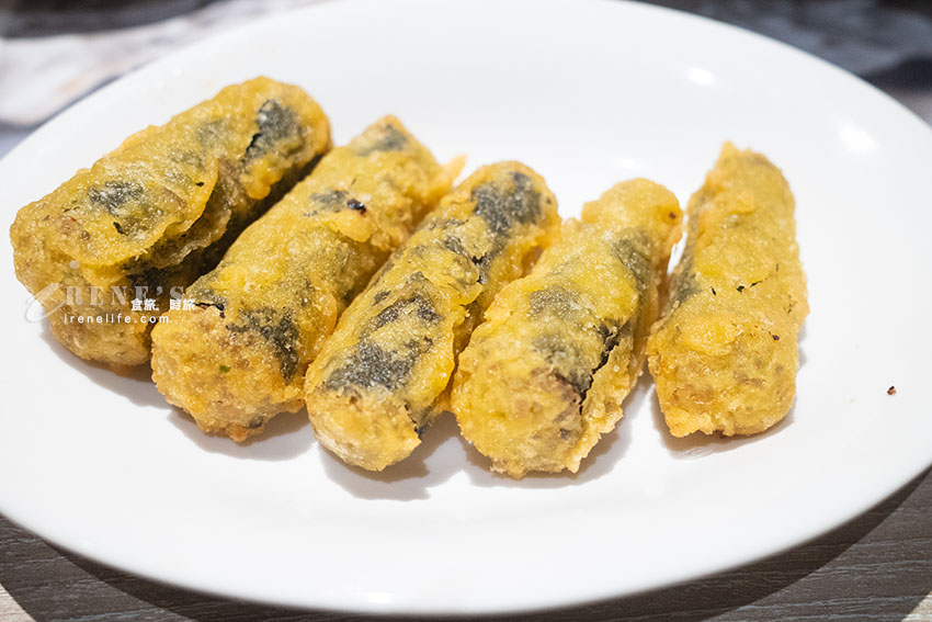 韓國嫩豆腐煲專賣店，內用小菜、飲料、霜淇淋無限吃到飽