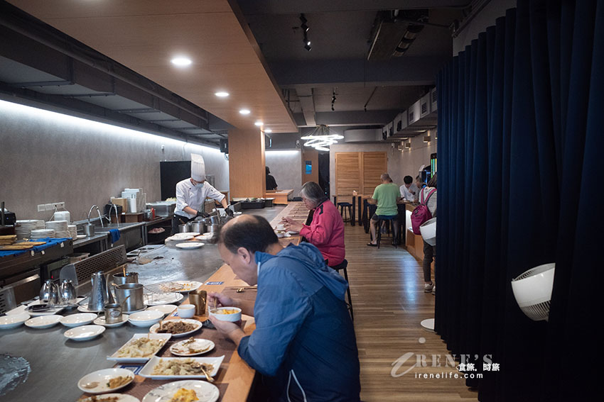 CP值超高的三重好吃鐵板燒！最便宜260元起，小菜、白飯、湯品、飲料、霜淇淋吃到飽