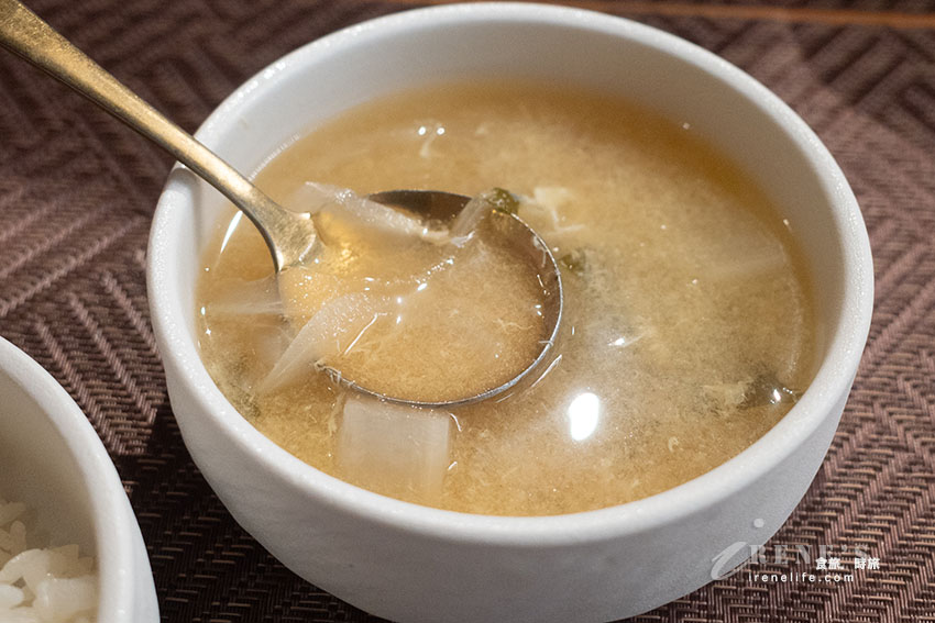 CP值超高的三重好吃鐵板燒！最便宜260元起，小菜、白飯、湯品、飲料、霜淇淋吃到飽