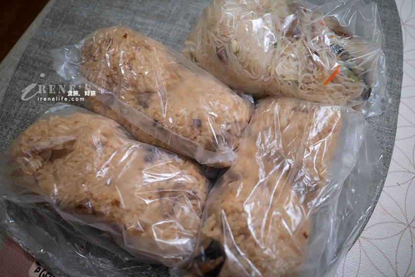 2025新北油飯節人氣十強之一的大碗油飯,市場裡的樸實在地美食 2025新北油飯節人氣十強之一的大碗油飯,市場裡的樸實在地美食