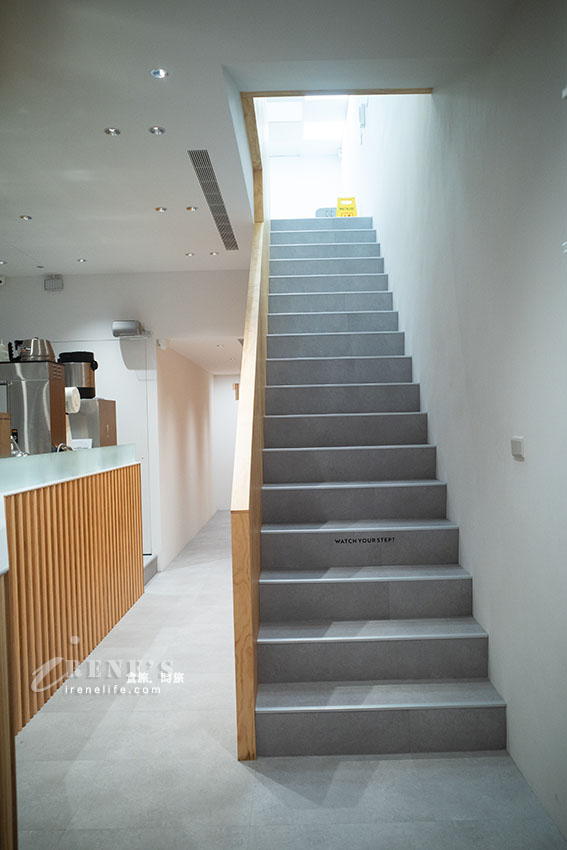 人氣咖啡店 CAFE!N 硬咖啡插旗三重啦!極簡風格怎麼拍都像雜誌封面 人氣咖啡店 CAFE!N 硬咖啡插旗三重啦!極簡風格怎麼拍都像雜誌封面