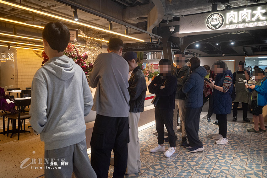「全台最難訂私廚」的喜相逢麵館，以全新品牌「孫麵店」進駐A11，讓人人都吃得到
