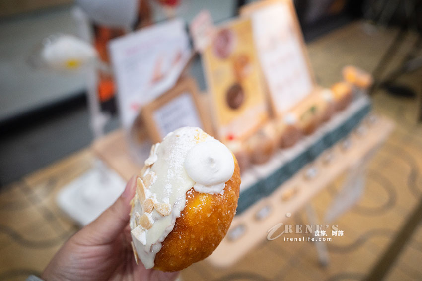 TRUFFLE DONUT甜甜圈柔軟不甜膩，姫路駅前店限定口味，奶油超爆餡！