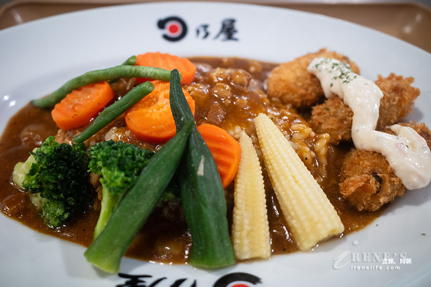 姬路商店街中的平價日式咖哩專賣店,牡蠣咖哩、角煮咖哩好浮誇 姬路商店街中的平價日式咖哩專賣店,牡蠣咖哩、角煮咖哩好浮誇