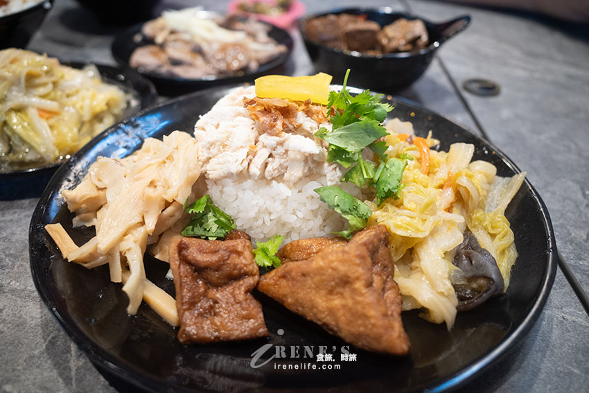 三重集美街新開幕小吃店|魯肉飯配排骨酥湯就是讚,還可以免費續湯 三重集美街新開幕小吃店|魯肉飯配排骨酥湯就是讚,還可以免費續湯