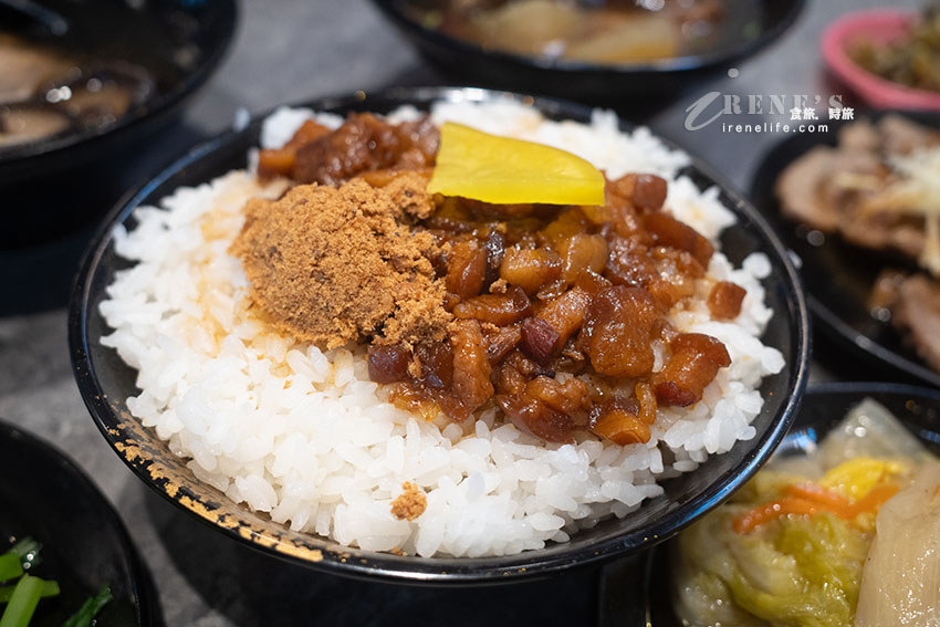三重集美街新開幕小吃店|魯肉飯配排骨酥湯就是讚,還可以免費續湯 三重集美街新開幕小吃店|魯肉飯配排骨酥湯就是讚,還可以免費續湯