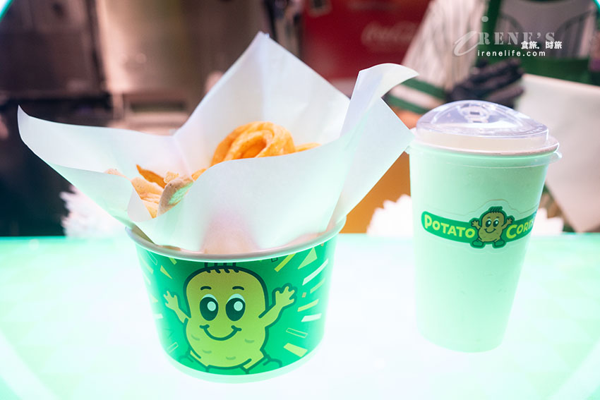 號稱世界最好吃的薯條天花板Potato Corner，兩種薯條口感以及四種口味任選任搭