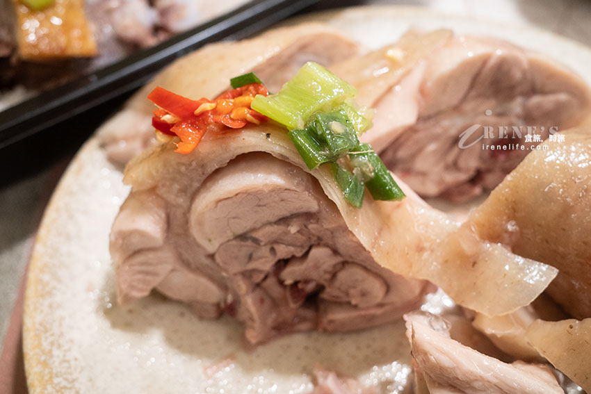 三重新開幕土雞飯專賣店,甘蔗、鹽水都好吃,蔥油醬不用加價任你加 三重新開幕土雞飯專賣店,甘蔗、鹽水都好吃,蔥油醬不用加價任你加