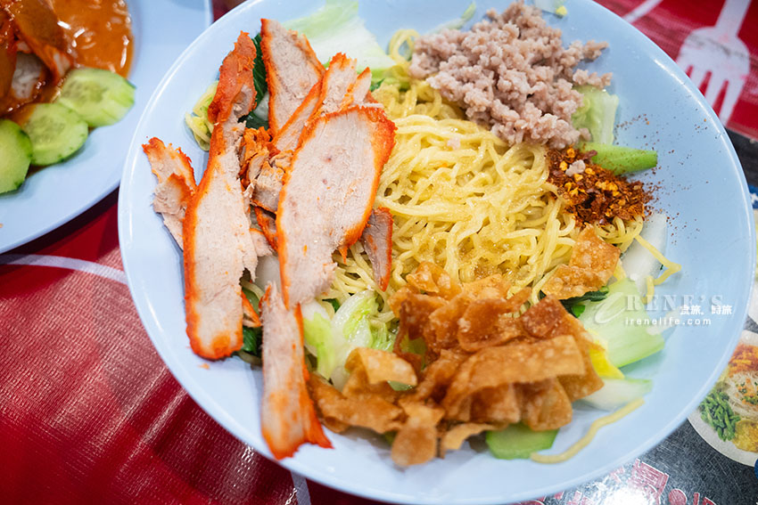 士林夜市全新美食，船麵不稀奇，泰式叉燒麵接地氣，一秒宛如到泰國