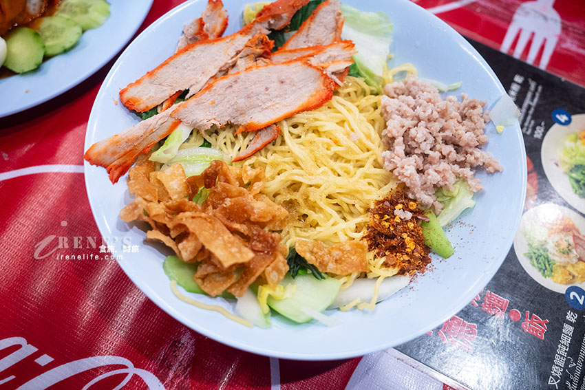 士林夜市全新美食，船麵不稀奇，泰式叉燒麵接地氣，一秒宛如到泰國