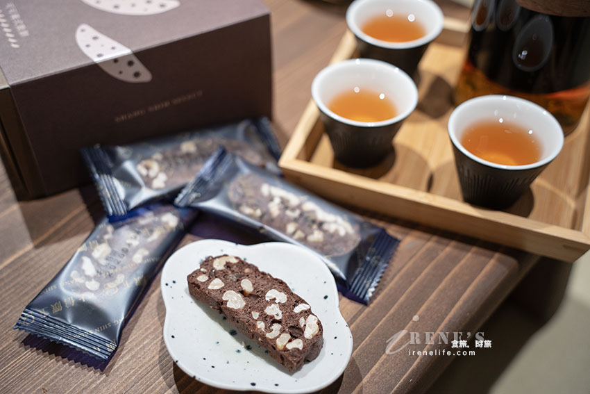 上信饌玉新品上市！相伴日常的小食在，堅果與脆餅交織的美味，信手捻來都是種文青
