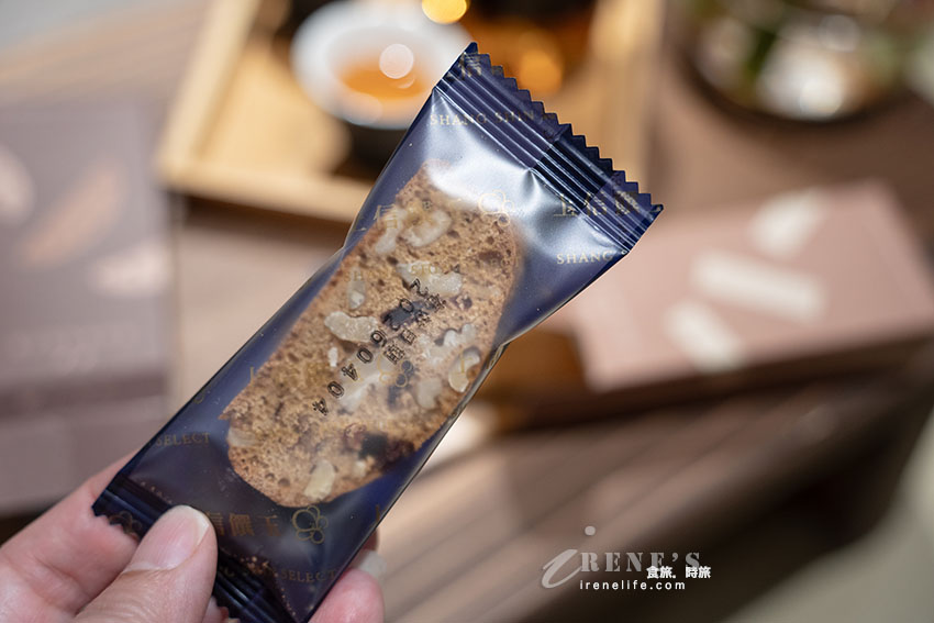 上信饌玉新品上市！相伴日常的小食在，堅果與脆餅交織的美味，信手捻來都是種文青