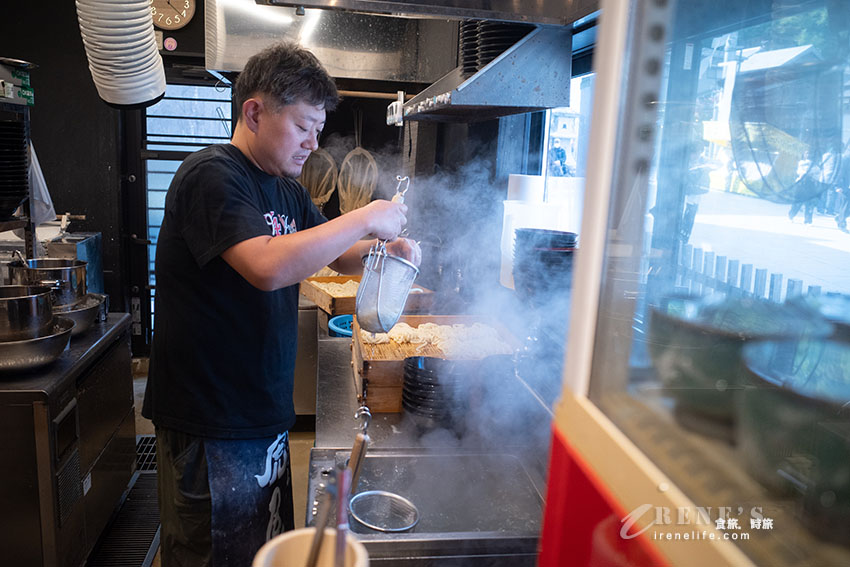 金刀比羅宮美食｜爬完1368階階梯之後，來百年烏龍麵店補充元氣吧