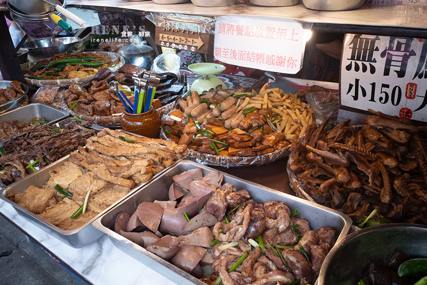 延伸閱讀：北埔老街人氣的排隊滷味，獨家秘製的滷汁又香又入味，蒜控必加蒜多多，蒜到爆一秒臣服