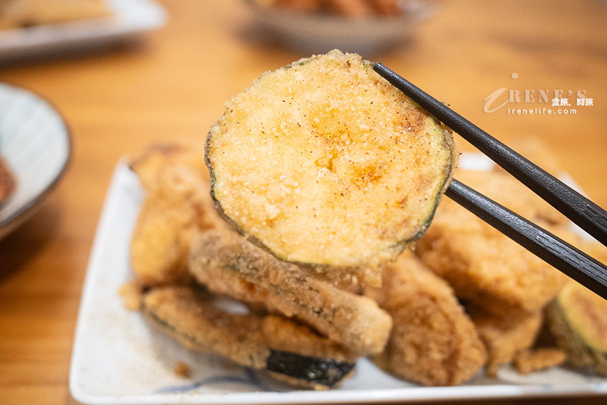 三重新開幕飯湯專賣｜搭配的小夥伴都是炸炸，瞬間成為炸物大富翁