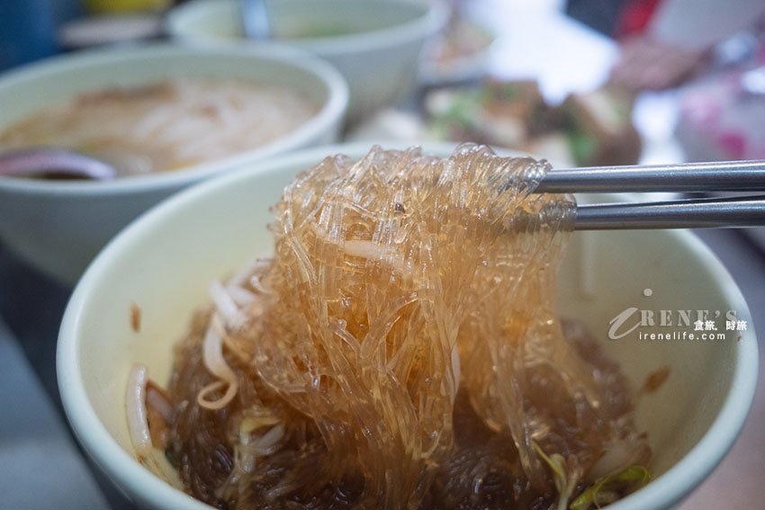 三重隱藏版美食,物美價廉的米粉湯,黑白切份量十足,一試成主顧 三重隱藏版美食,物美價廉的米粉湯,黑白切份量十足,一試成主顧