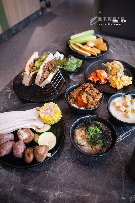 升級版原燒吃到飽!沙拉、烤物、咖哩飯、飲料全都吃免驚~不是每家店都有附設自助吧呦 升級版原燒吃到飽!沙拉、烤物、咖哩飯、飲料全都吃免驚~不是每家店都有附設自助吧呦