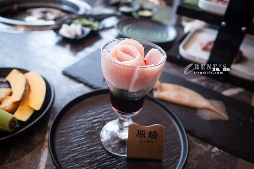 升級版原燒吃到飽!沙拉、烤物、咖哩飯、飲料全都吃免驚~不是每家店都有附設自助吧呦 升級版原燒吃到飽!沙拉、烤物、咖哩飯、飲料全都吃免驚~不是每家店都有附設自助吧呦
