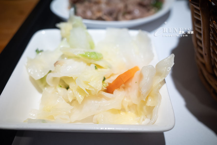 現點現煲的瓦鍋飯,口味創新選擇多,最便宜只要198元就有菜有肉還有飲料 現點現煲的瓦鍋飯,口味創新選擇多,最便宜只要198元就有菜有肉還有飲料