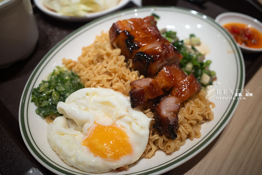 點點心新品牌在新光三越美食街登場,高CP值個人港點套餐,滿滿蔥油有夠嗨 點點心新品牌在新光三越美食街登場,高CP值個人港點套餐,滿滿蔥油有夠嗨