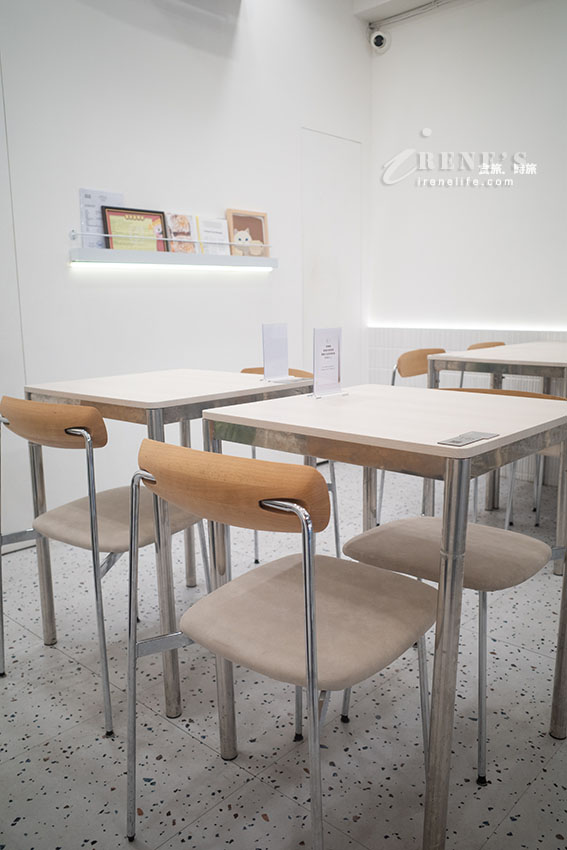 三重文青早餐店，光蛋餅就有三種口感可供選擇，漸層厚片好看又好吃
