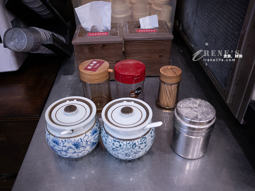 190元起飲料、霜淇淋、豆花吃到飽！香菜控必收，滿滿香菜看不到底下的麵/粥