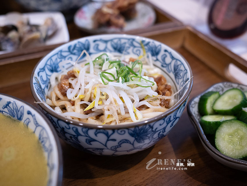 190元起飲料、霜淇淋、豆花吃到飽！香菜控必收，滿滿香菜看不到底下的麵/粥