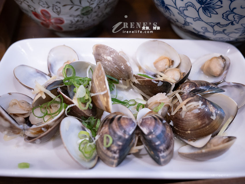 190元起飲料、霜淇淋、豆花吃到飽！香菜控必收，滿滿香菜看不到底下的麵/粥