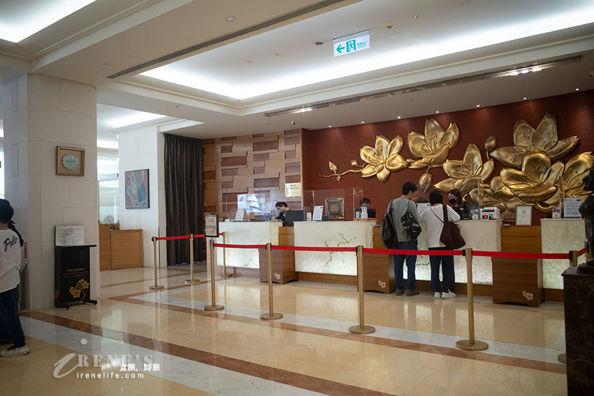 嘉義市區五星級飯店，與商場共構的便利極佳，家庭房又大又舒適