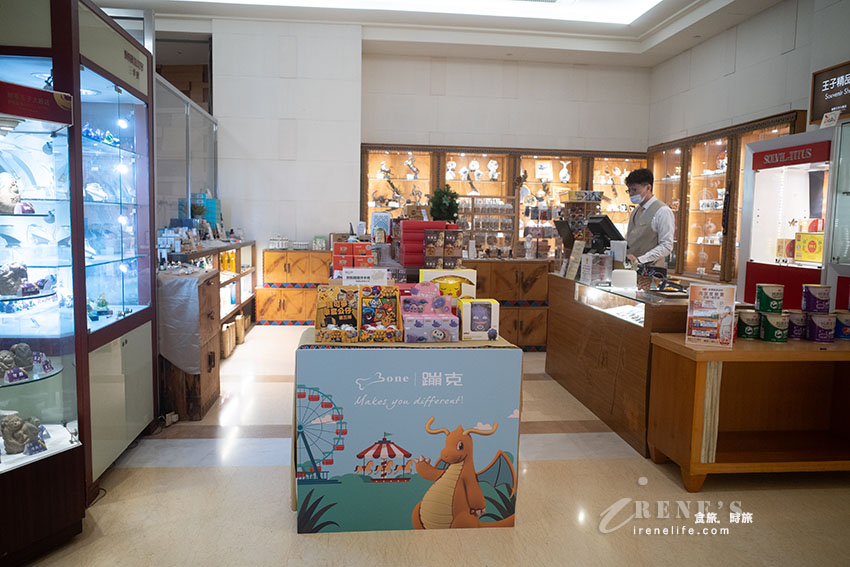 嘉義市區五星級飯店,與商場共構的便利極佳,家庭房又大又舒適 嘉義市區五星級飯店,與商場共構的便利極佳,家庭房又大又舒適