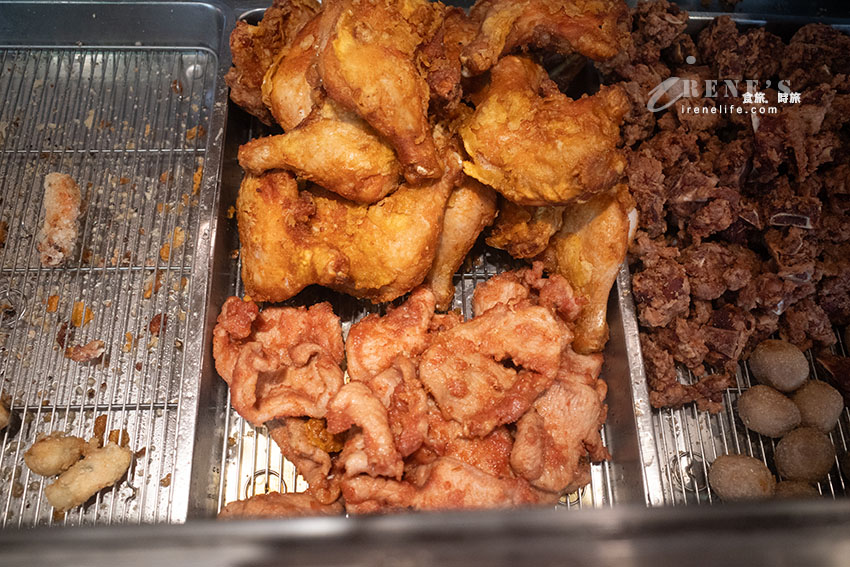 嘉義人的廚房,東市場美食不勝枚舉,一大早就開始排隊是常態 嘉義人的廚房,東市場美食不勝枚舉,一大早就開始排隊是常態