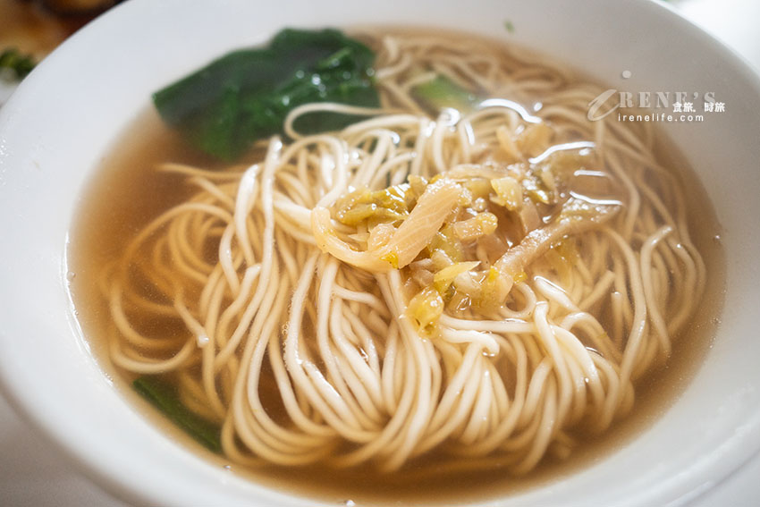 西門町萬年大樓美食推薦|網推必吃排骨飯,超厚排骨咬下會噴汁 西門町萬年大樓美食推薦|網推必吃排骨飯,超厚排骨咬下會噴汁