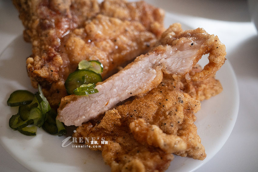 西門町萬年大樓美食推薦|網推必吃排骨飯,超厚排骨咬下會噴汁 西門町萬年大樓美食推薦|網推必吃排骨飯,超厚排骨咬下會噴汁