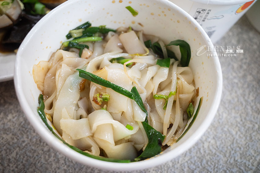 北埔老街在地人的私房口袋美食,天然食材熬製湯頭,平價大份量 北埔老街在地人的私房口袋美食,天然食材熬製湯頭,平價大份量