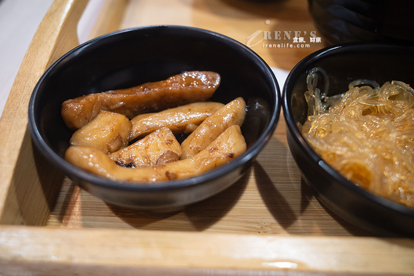 裝潢不起眼，韓式料理卻意外可以！超值份量足，內用小菜、白飯吃到飽