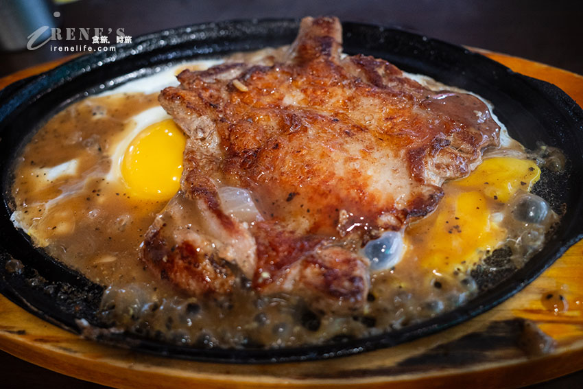200元就能吃到原塊肉，還有咖哩飯、滷肉飯吃到飽，還能實現蒜蒜自由