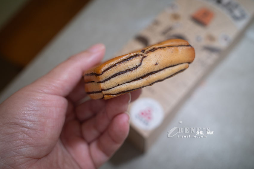 大阪新名物!麵包上烙印上大阪老媽樣,捲捲頭髮配上圓圓的臉超可愛 大阪新名物!麵包上烙印上大阪老媽樣,捲捲頭髮配上圓圓的臉超可愛