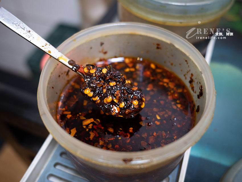 三重人氣宵夜美食店面版，從11點營業到凌晨2點，隨時來都有得吃
