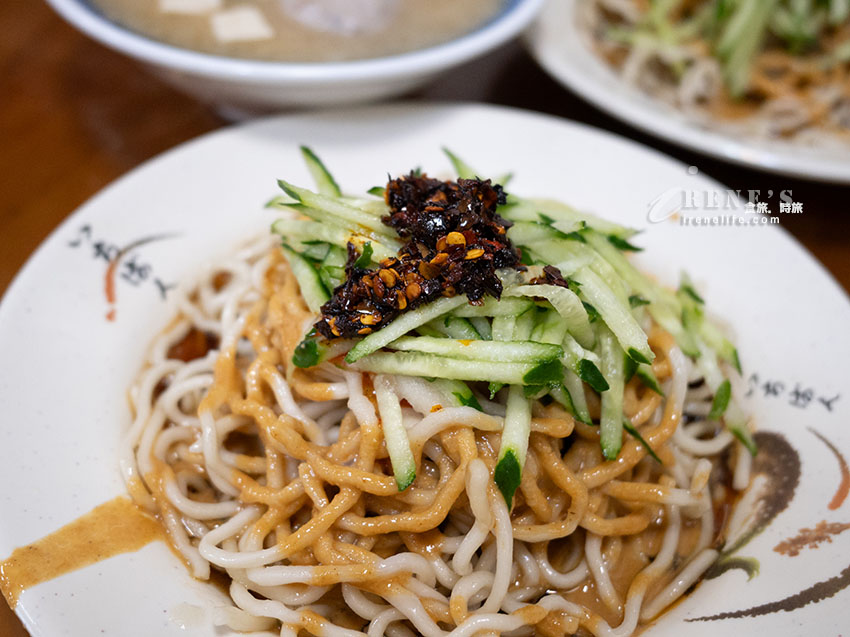 三重人氣宵夜美食店面版，從11點營業到凌晨2點，隨時來都有得吃