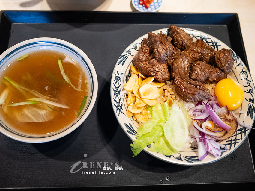 開門前就排爆的桃園牛山 牛肉麵．燒肉飯，肉香軟嫩有厲害
