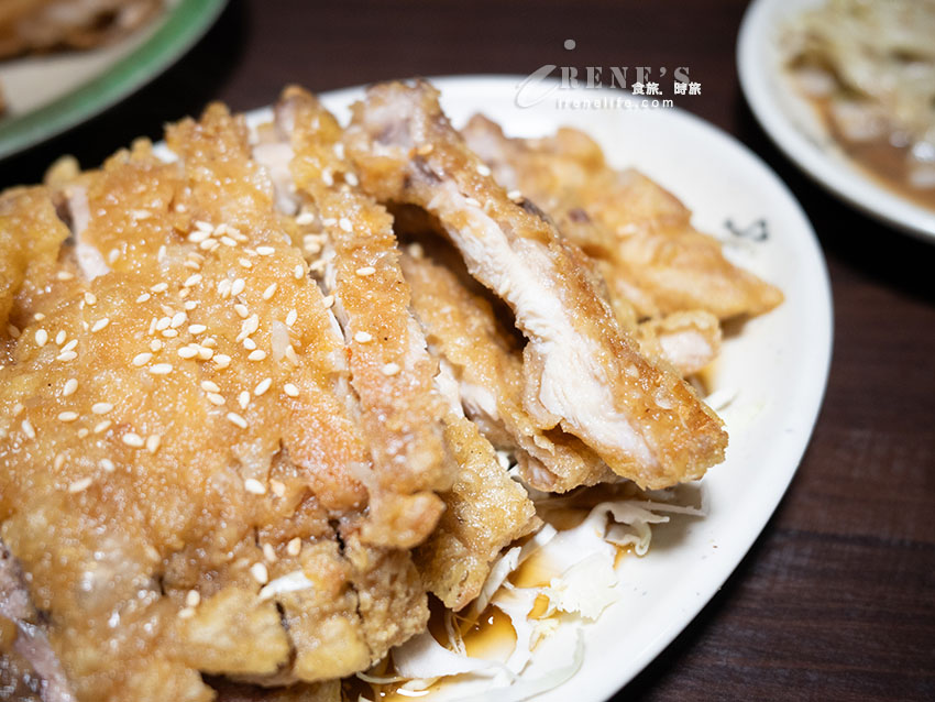 公館小巷內的泰式料理餐館，特餐只要110元起，適合學生的平價美食