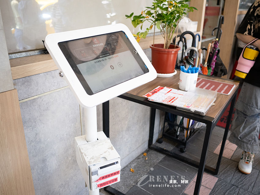 蟬聯七年米其林必比登推薦的榮耀，台北最強鵝肉小吃，人氣如日中天
