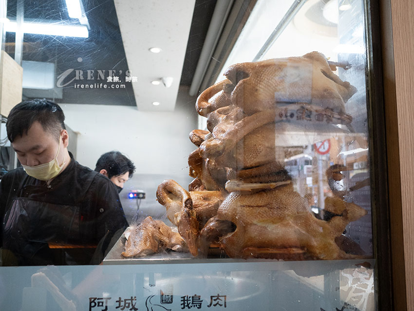 蟬聯七年米其林必比登推薦的榮耀，台北最強鵝肉小吃，人氣如日中天
